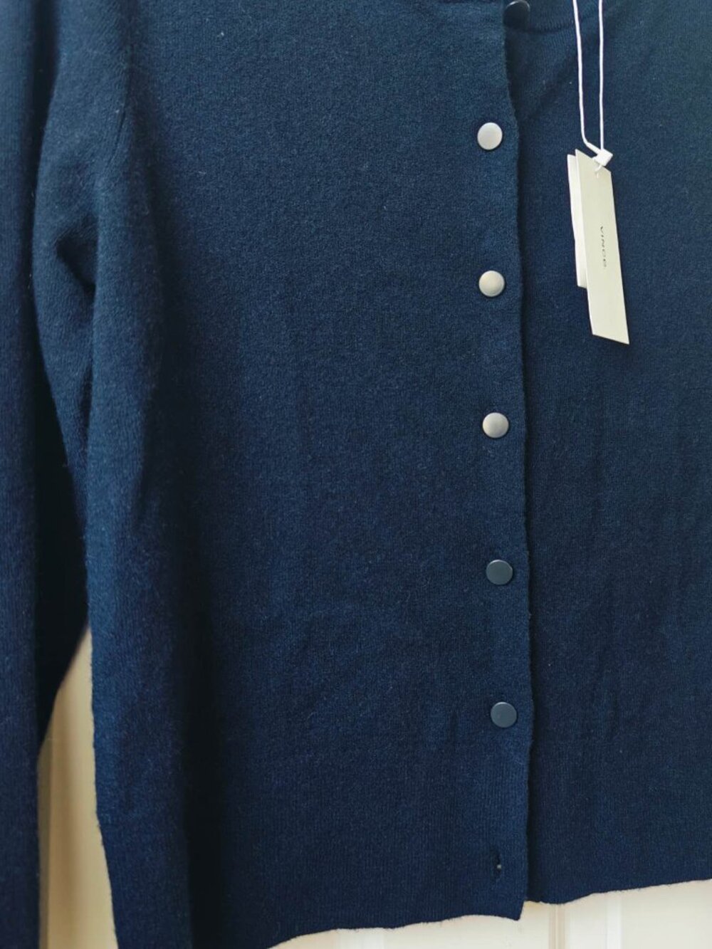 NWT Vince Wool & Cashmere-Blend Tipped Half-Moon Cardigan - Picture 6 of 8